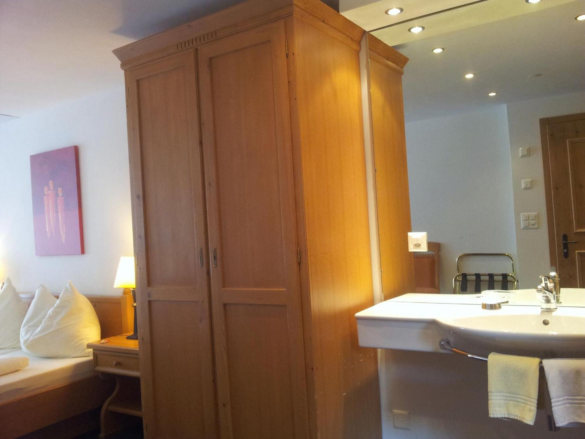 Hotel Dufour Chalet - Adults Only Церматт Номер фото