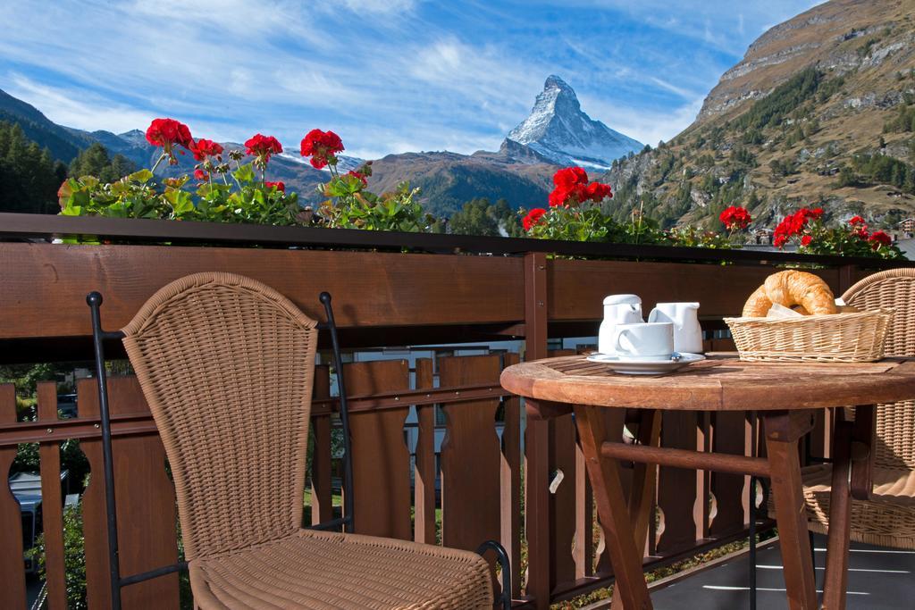 Hotel Dufour Chalet - Adults Only Церматт Екстер'єр фото